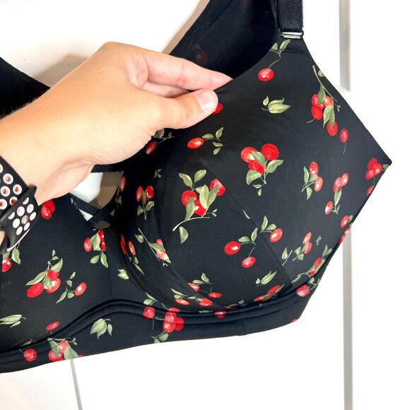 Torrid Black Dream Wire-Free Push-Up Bra in Cherry Print Size 42DDD - Picture 4 of 6